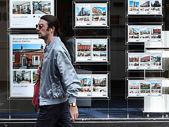 House Prices Fall In The Capit...